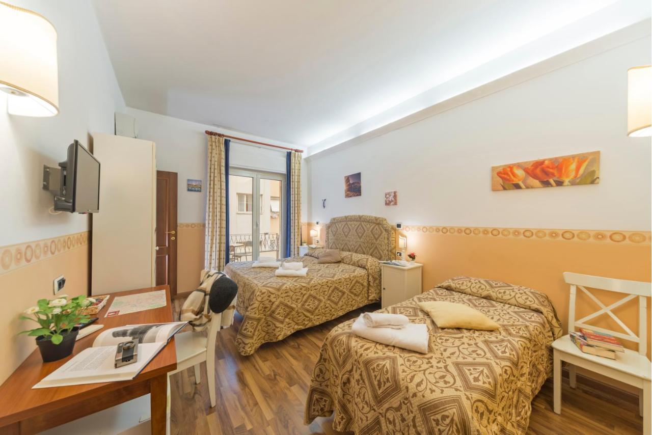 Gregorio'S Rooms Roma Esterno foto