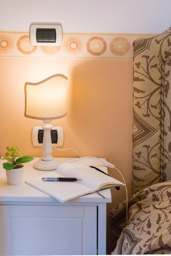 Gregorio'S Rooms Roma Esterno foto