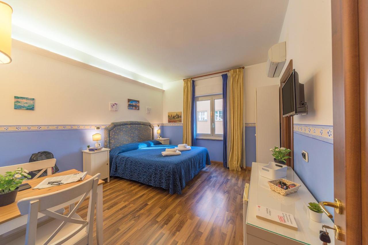 Gregorio'S Rooms Roma Esterno foto
